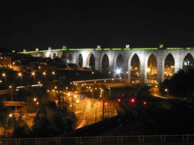início da construção do aqueduto das águas livres