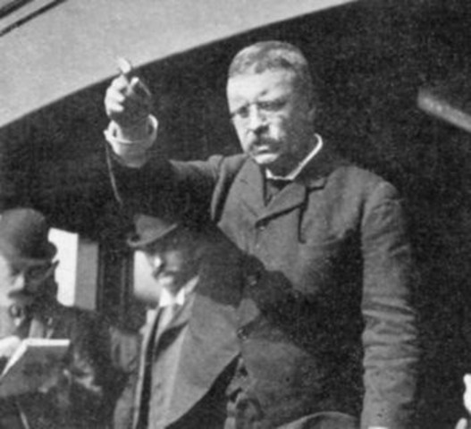 Theodore Roosevelt sworn in as president