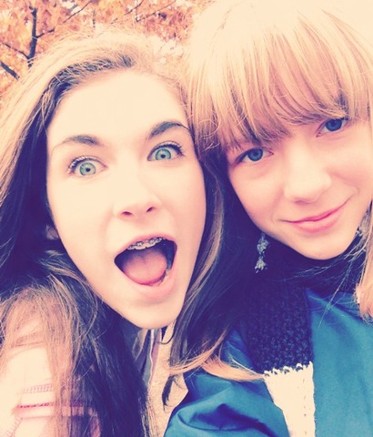 Conocí a mi mayor amiga Tanya en la clase de espanol.