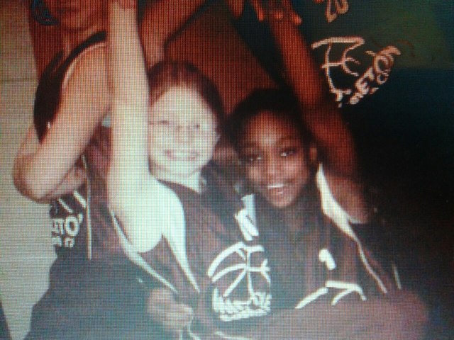 Mi Buena Amiga Movió