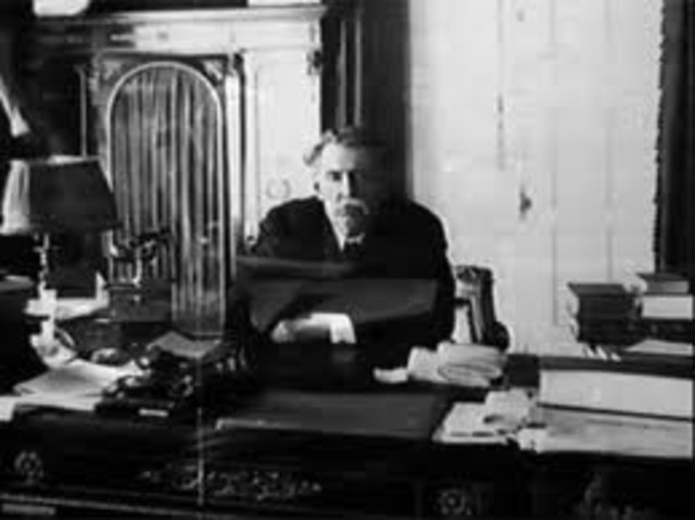 Sección e Enseñanza Secundaria y femenina