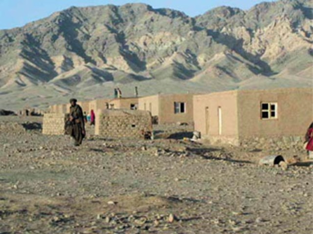 criação do campo de refugiados Nasaji Bagrami em Cabul no Afeganistão