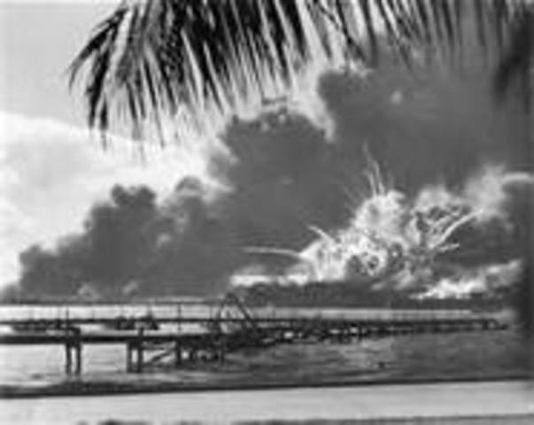 Japnese Bomb Pearl Harbor