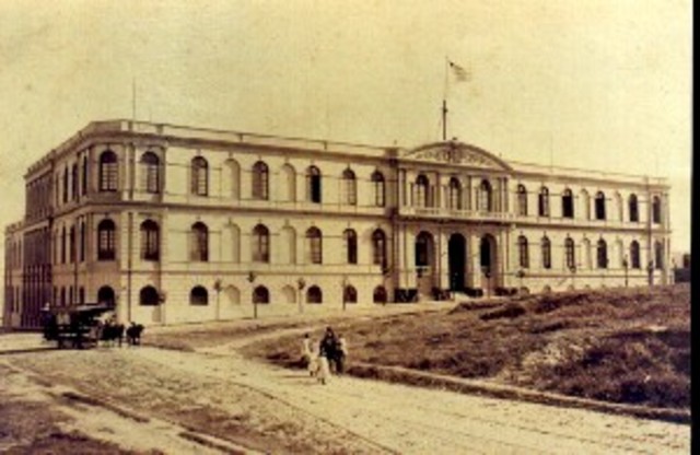 Escuela de Artes y Oficios