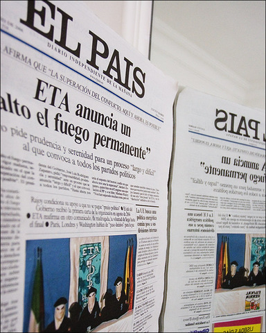 ETA Signs "Ceasefire"