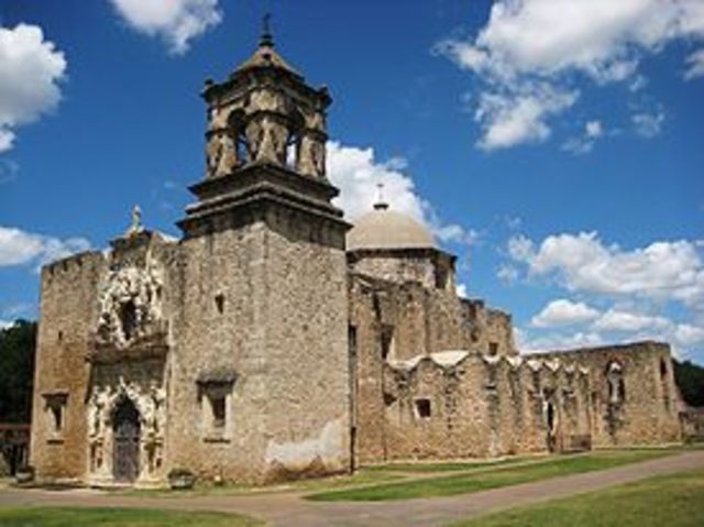 San Jose y San Miguel de Aguayo was Established