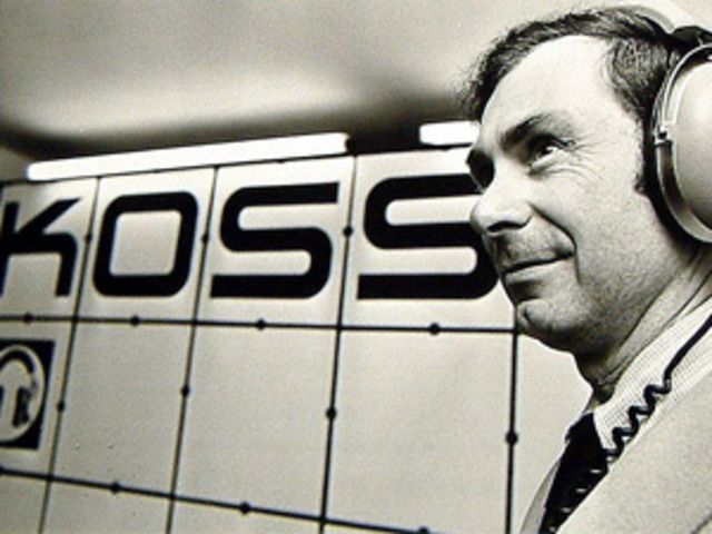 John Koss invents Stereo headphones