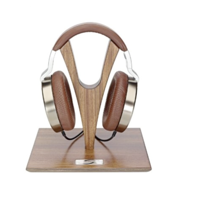 Timeline: The History of Headphones-picture from http://www.elektrodaily.com/lifestyle/2011/11/hedge-fund-headphones/