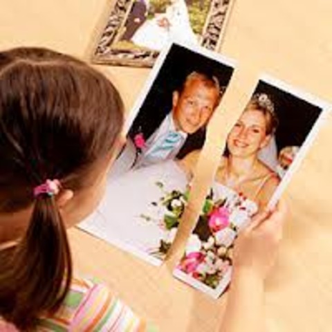 divorced with Nikolia Puni