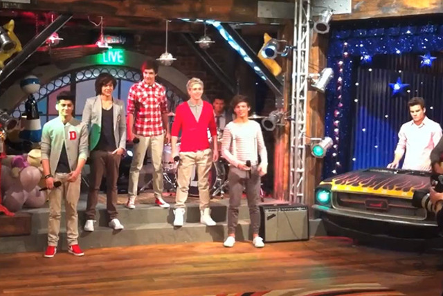 One Direction en ¡Carly