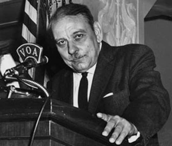 Governor Luis Muñoz Marín established Spanish as the language of instruction