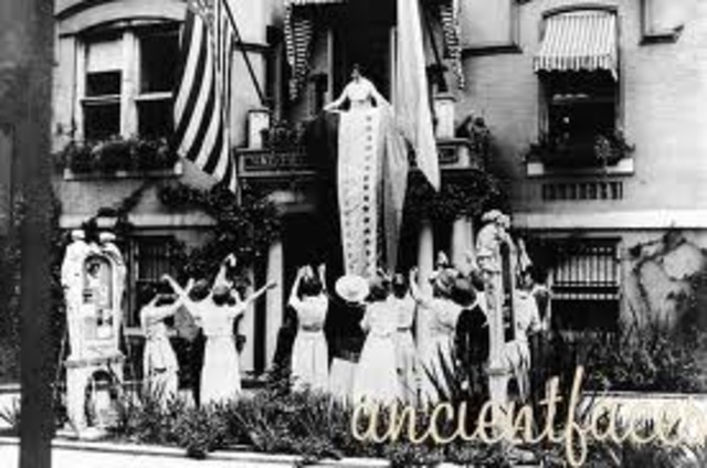 Woment got right to vote and sign into law