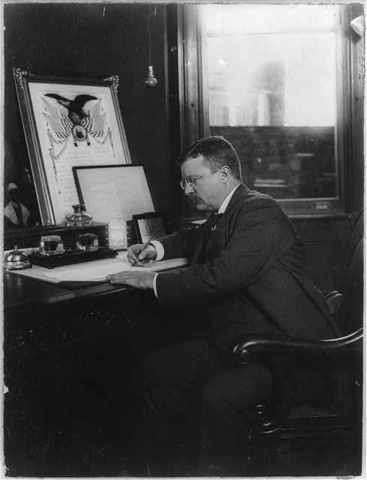 Official Language Act is revoked.