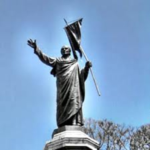 Father Hidalgo ordered the arest of native spainards