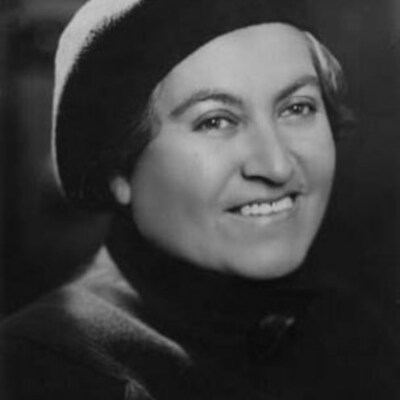 Timeline: gabriela mistral