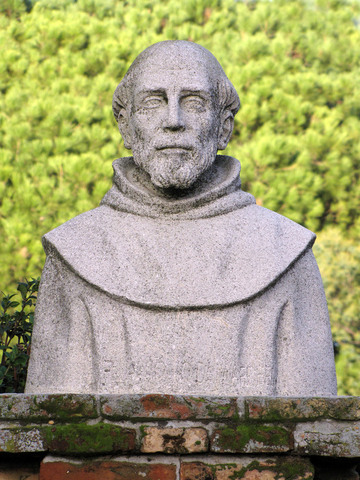 Estudió con Daniel Vásquez Dias