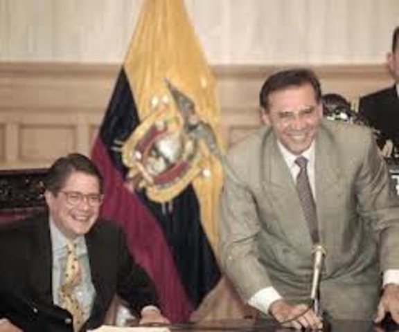 Guillermo Lasso asume Superministerio de Economía