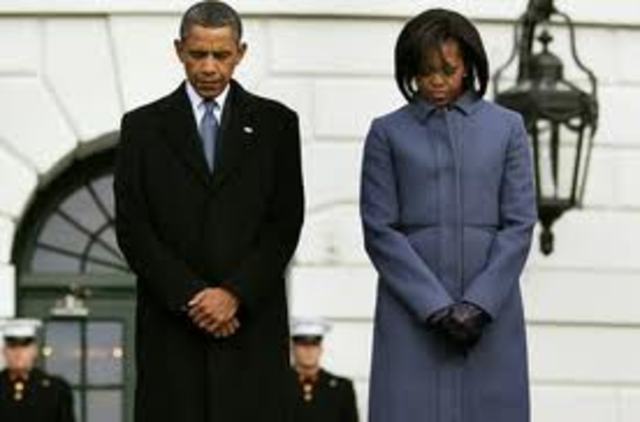 Obama mourns Tuscon Shooting