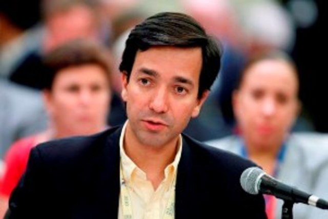 2009 Governor Luis Fortuno
