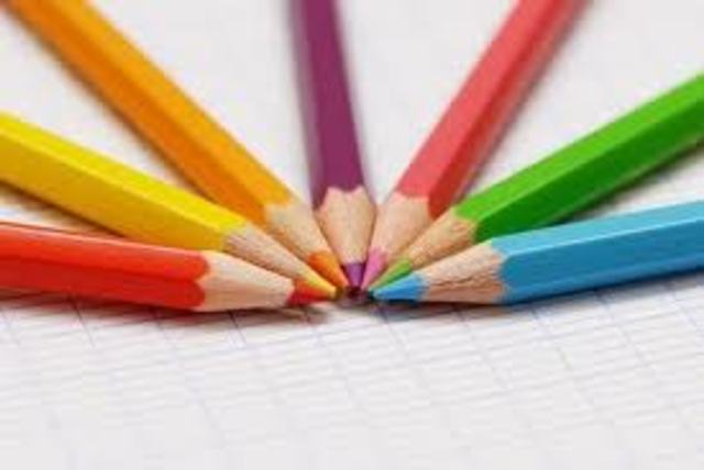 Spanish was established as the mean of teaching from first to fourth grade. From fifth grade English would be used in half of the classes and Spanish in the other half.