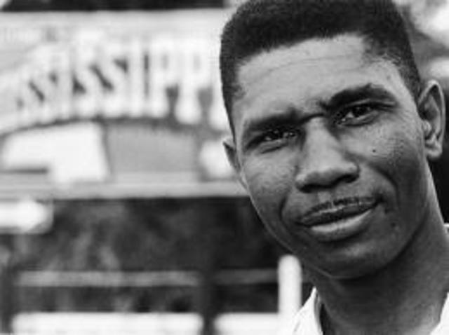 Civil Rights leader Medgar Evers murdered.