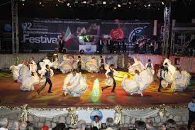 Nace el teatro popular mexicano