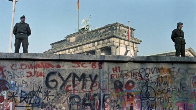 Berlinmurens fall, del 1
