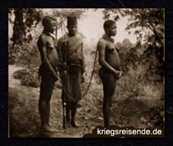 Despues del asesinato de millones de la gente congoleña por los hombres de Leopold, había la posibilidad de que hubiera una revolución de los congoleños.