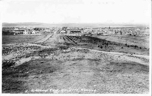 After 20 Years, 1157 people