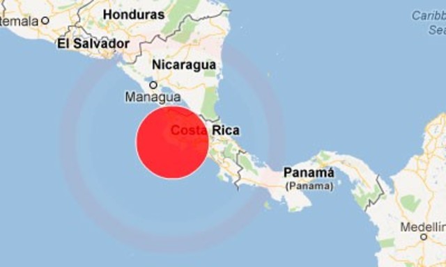 Appears in Costa Rica and Panama, an earthquake of 7.7 degrees, there are approximately 2,000 dead.