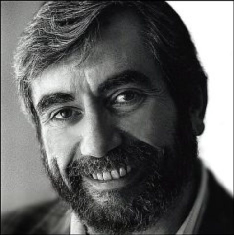 The writer Antonio Muñoz Molina joined the Royal Spanish Academy. With 40 years, is the youngest academic of the institution.