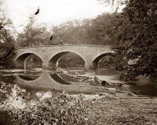 Lee sets up army behind Antietam Creek