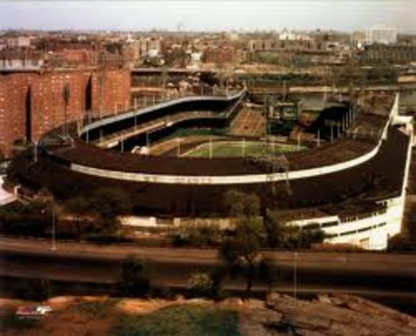 Mays played for the Giants at the Polo Grounds in New York until the team left after the 1957 season to become the San Francisco Giants.
