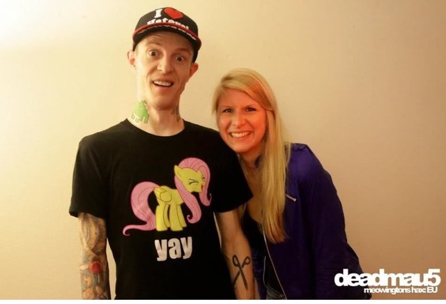 Deadmou5 wears a Fluttershy T-shirt onstage