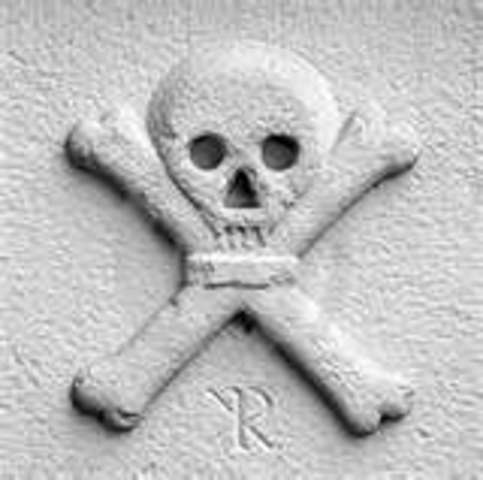 last mughal empire died