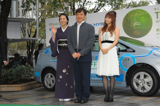 Chan now calmly lives in Tokyo.