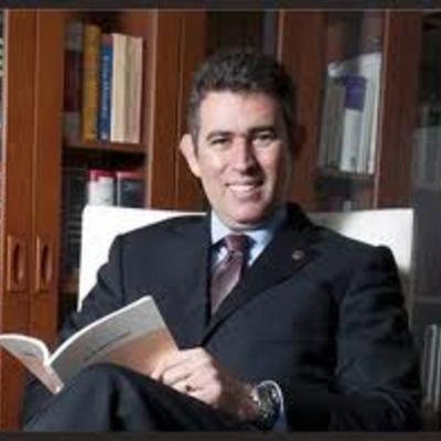 Timeline: Metin feyzioğlu