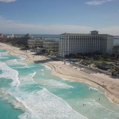 Timeline: Vacation to CANCUN!