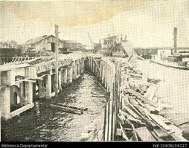 IMPULSO DE LOS FERROCARRILES - CONSTRUCCION DEL MUELLE DE BUENAVENTURA
