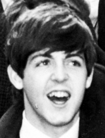 nacimiento de  James Paul McCartney
