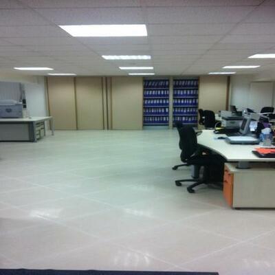 Timeline: local commercial paris