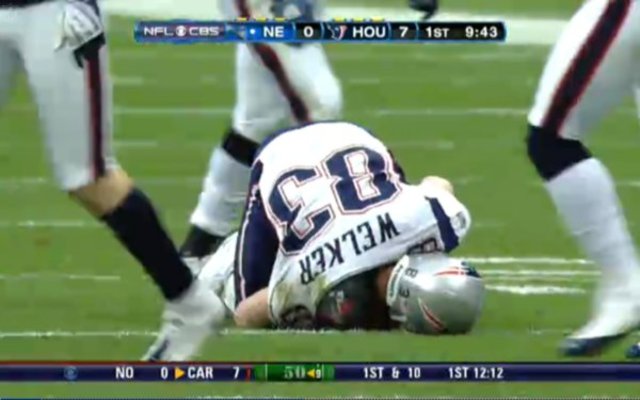 Wes Welker ACL, MCL tears