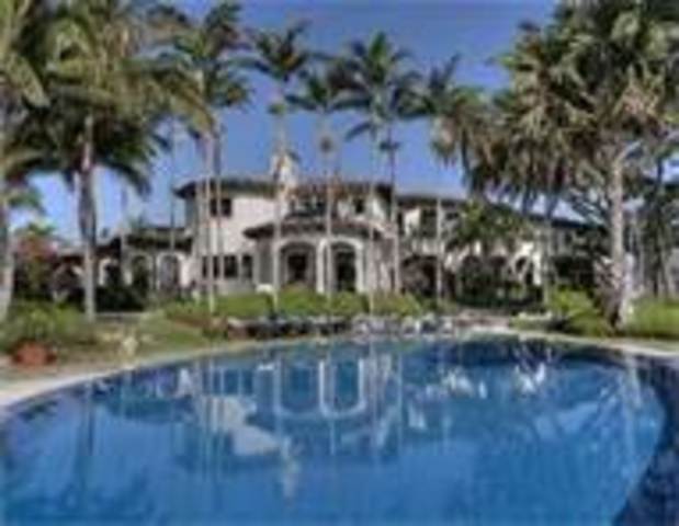 Gatsby tries to find daisy