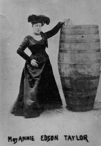 Lady goes down niagra falls.