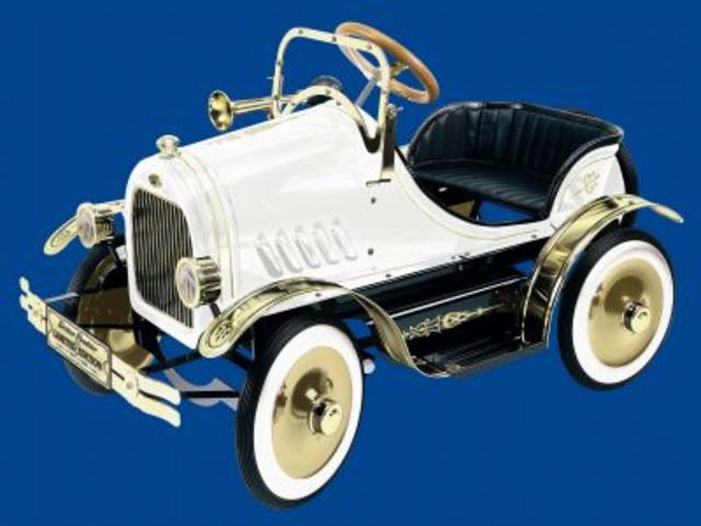 He dates Daisy as a Liutenant in the army.