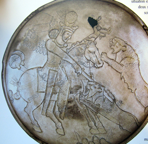 Plate with king hunting lions 5-7th century