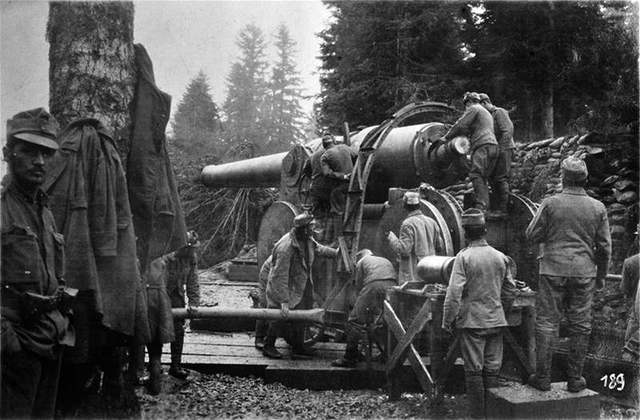 Austria Hungary declares war on Serbia