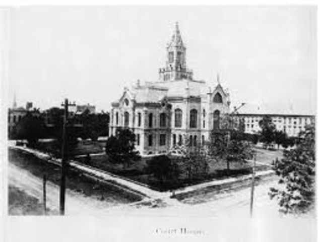 Korematsu v U.S.: the U.S. Supreme Court rules that one group of citizens may be singled out