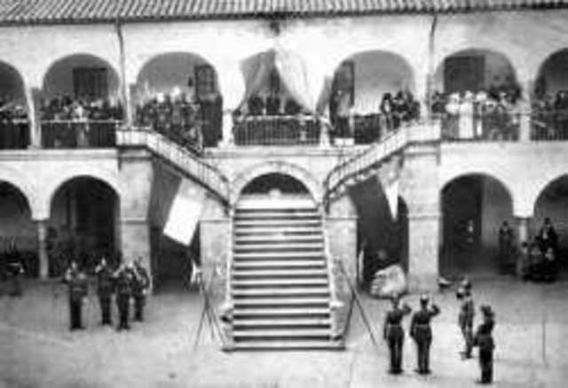 REORGANIZO EL EJERCITO NACIONAL