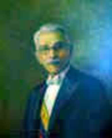 CARLOS E. RESTREPO RESTREPO
